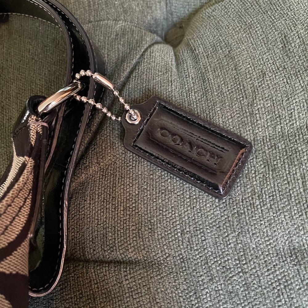 Coach purse - Picture 3 of 9